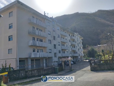 Foto Appartamento in TRAVERSA TROISIO, Giffoni Valle Piana di 100 m²
