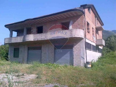 Foto Villa singola a Cervinara di 570 m² con 16 locali in vendita