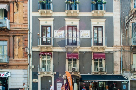 Foto Attività commerciale in Via Etnea, Catania Corso Sicilia - Fiera