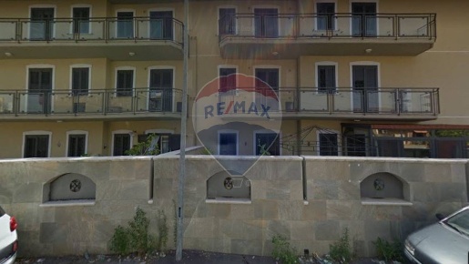 Foto Box in Via Valle Allegra, Gravina di Catania Centro di 26 m²