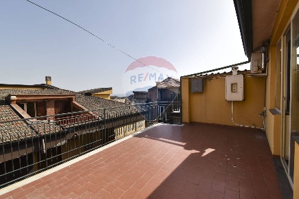 Foto Appartamento in Via Galileo Galilei, Paternò di 150 m² con 5 locali