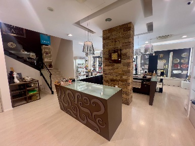 Foto Attività commerciale in VIA LA SPINA, Fabriano Centro di 200 m²
