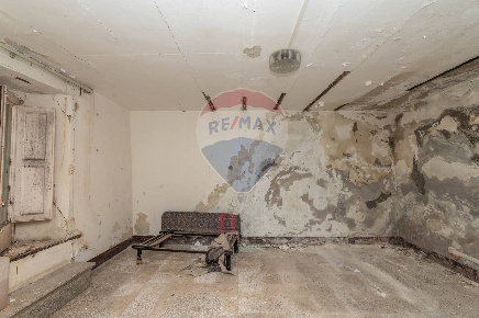 Foto Case semi ndipendenti in Via Calì, Caltagirone Centro di 100 m²