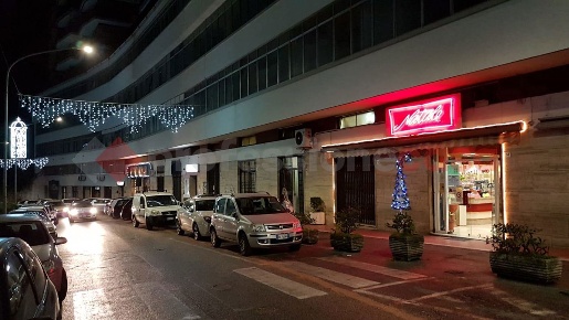 Foto Negozio in Via Firenze snc, Frosinone America Latina di 200 m²