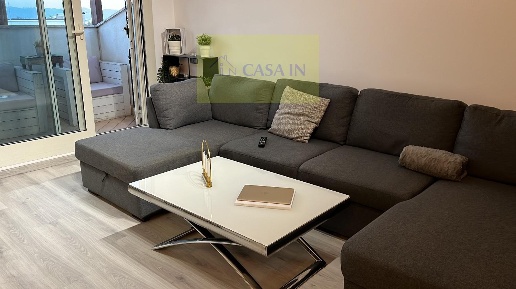 Foto Attico in VIA C. Colombo 102, Silvi Silvi Marina di 77 m² con 3 locali