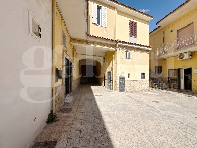 Foto Appartamento in Raiola, Angri Centro di 100 m² con 3 locali in vendita