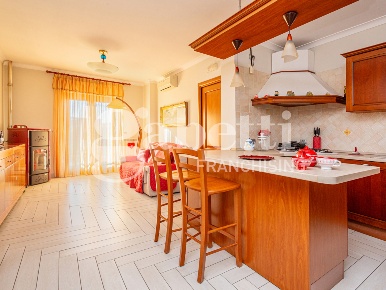Foto Villa a schiera in Via Mugnano Melito 125, Mugnano di Napoli Centro
