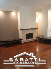 Foto Villa unifamiliare a Borgo Virgilio Cerese di 250 m² con 12 locali