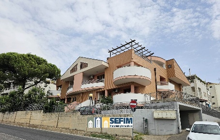 Foto Villa bifamiliare in VIA EUSTACHIO VERRICELLI, Matera Centro di 180 m²