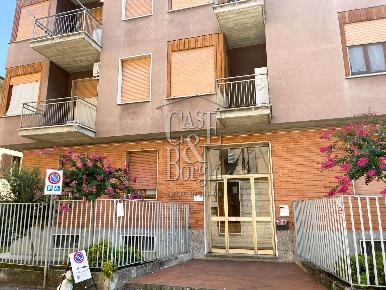 Foto Appartamento in via dal verme 11, Voghera Centro Storico di 85 m²