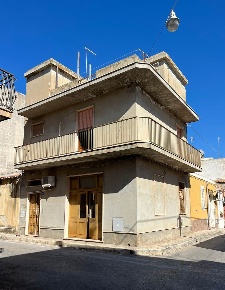 Foto Casa indipendente in Via Michelangelo Buonarroti n. 192, Pachino