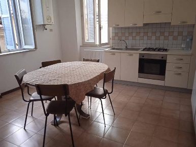 Foto Appartamento a Ancona di 80 m² con 4 locali in affitto