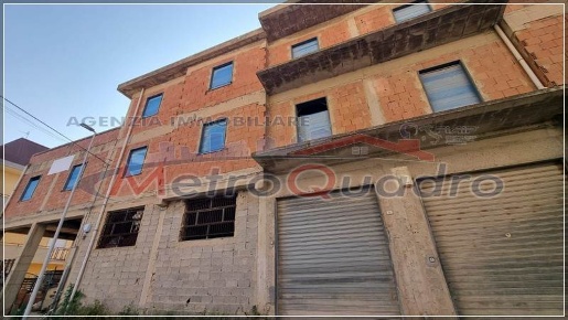 Foto Locale commerciale a Canicattì di 1000 m² in vendita