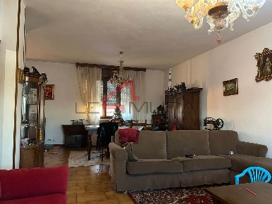 Foto Appartamento a Gazzo Veronese Roncanova di 126 m² con 6 locali