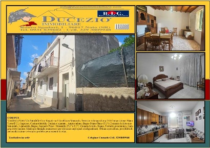 Foto Casa indipendente in Via Bandello 5, Noto Centro di 210 m² in vendita