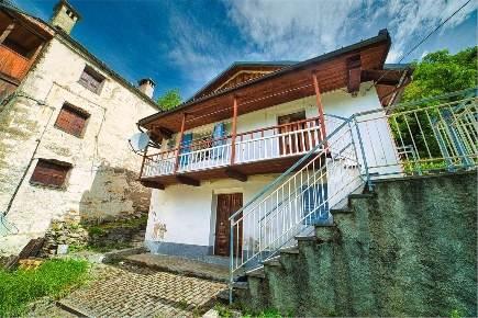 Foto Baita in LAVANALLO 2, Trasquera Centro di 110 m² con 5 locali