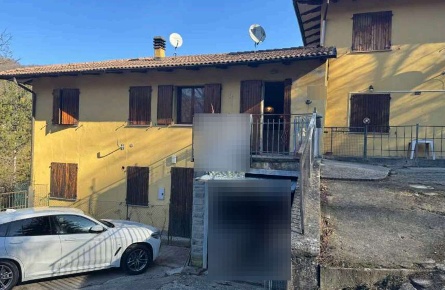 Foto Appartamento in Via Idice, Monghidoro di 97 m² con 4 locali in vendita