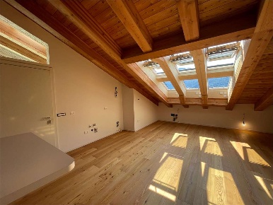 Foto Appartamento in Via Battisti 4, Pergine Valsugana Centro di 125 m²