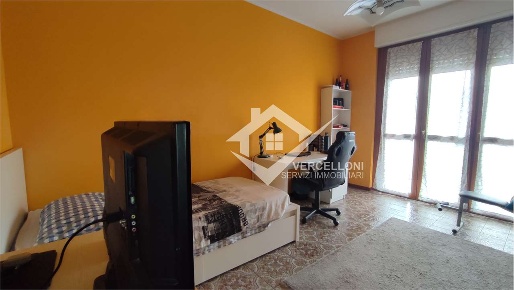 Foto Appartamento in Via Tadini 15, Novara Sacro Cuore di 180 m² in vendita