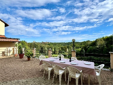 Foto Casa indipendente in Piazza Camillo Riccio 5, Montafia di 460 m²