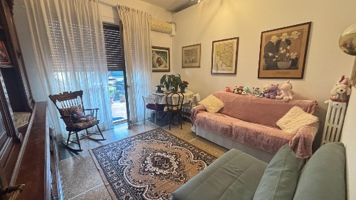 Foto Appartamento a Cascina Semicentro di 75 m² con 4 locali in vendita