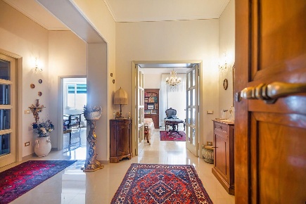 Foto Appartamento a Cascina Centro di 175 m² con 5 locali in vendita