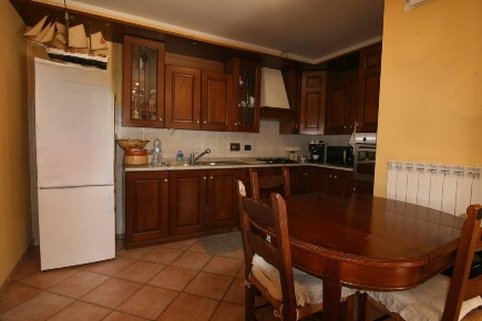 Foto Villa bifamiliare a Carrara Fontia, Fossola, Fossone di 160 m²