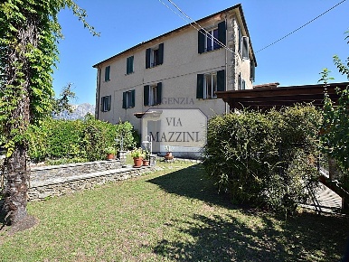 Foto Case semi ndipendenti a Stazzema Pontestazzemese di 100 m² in vendita