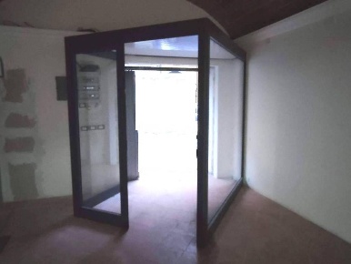 Foto Locale commerciale a Pisa Landi di 55 m² con 2 locali in affitto