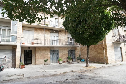 Foto Appartamento in Via Bellucci, Gubbio Centro di 115 m² con 6 locali
