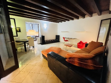 Foto Appartamento in Corso Pisani, Palermo Università di 65 m² con 2 locali