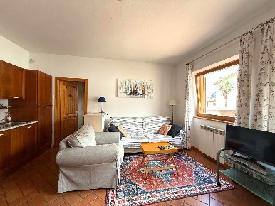 Foto Appartamento in Via Cacciatori delle Alpi 64, Novate Mezzola Centro