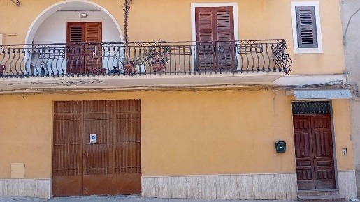 Foto Appartamento a Campobello di Licata di 149 m² con 6 locali in vendita