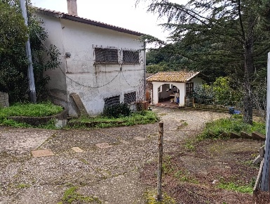 Foto Casa indipendente a Iglesias Centro di 180 m² con 5 locali in vendita
