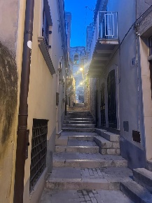 Foto Appartamento in Via Castello, Modica Modica Alta di 45 m² con 1 locali