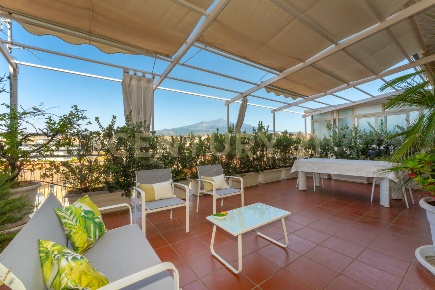 Foto Appartamento in Via Salvatore Vigo 106, Acireale Rapisardi di 160 m²