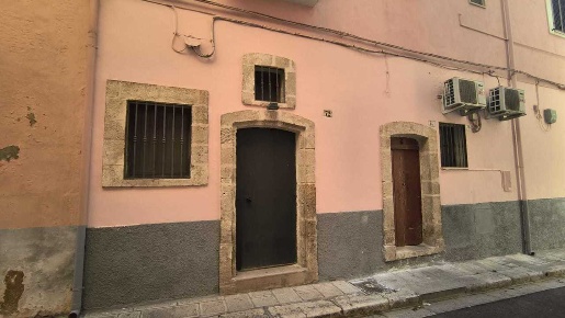 Foto Casa indipendente in Vico Castelfidardo, Monopoli Centro di 32 m²
