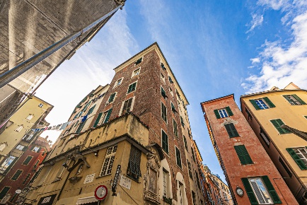 Foto Appartamento in Via di Ravecca 7R, Genova Molo di 154 m² con 8 locali