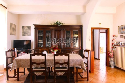 Foto Appartamento a Asciano di 129 m² con 4 locali in vendita