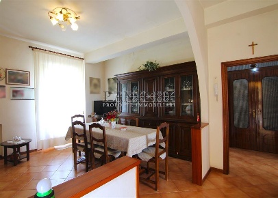 Foto Appartamento a Asciano di 129 m² con 4 locali in vendita