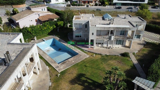 Foto Villa unifamiliare in VIA ETTORE FIERAMOSCA, Ragusa Croce - Selvaggio