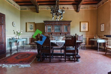 Foto Appartamento in Via Fiorentina, Castellina in Chianti Centro di 350 m²