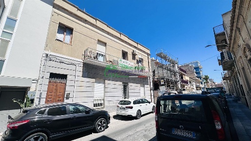 Foto Appartamento in VIA PALERMO, Vittoria Scoglitti di 135 m² con 6 locali