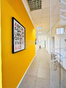 Foto Ufficio in via strecciola, Malgrate di 200 m² con 4 locali in vendita