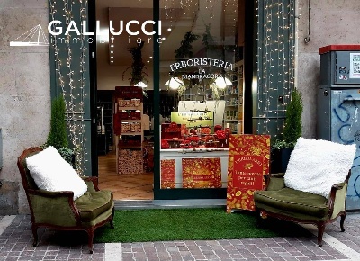 Foto Attività commerciale in Via Giuseppe Mazzini, Pescara di 48 m²