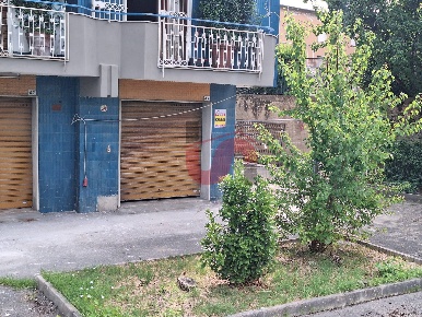 Foto Box in Via Pacevecchia, Benevento Mulini, Porta Rufina di 26 m²