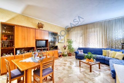 Foto Appartamento in via vertua, Nova Milanese di 100 m² con 3 locali