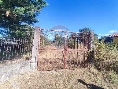 Foto Terreno residenziale in strada Comunale Segreta, Belpasso Centro