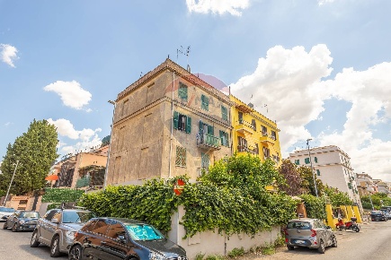 Foto Appartamento in Via Dei Fiori, Roma Alessandrino - Torre Spaccata