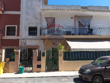 Foto Case semi ndipendenti in Via Ticino, Melilli Villasmundo di 120 m²